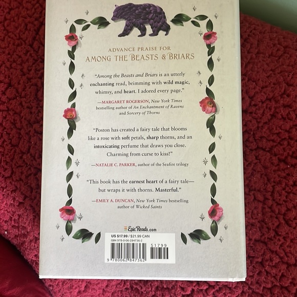 Ashley poston book - Picture 3 of 5